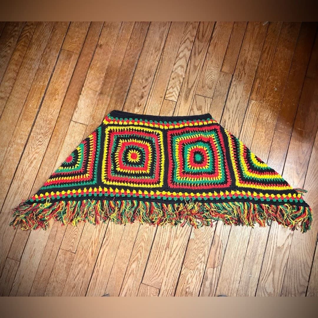 BAST Knitwear Handmade Crochet Granny Square Shawl / Poncho – Fringe Trim