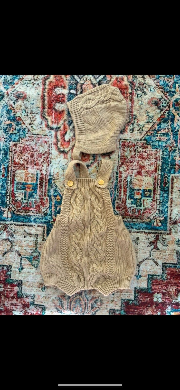Baby jumper and bonnet