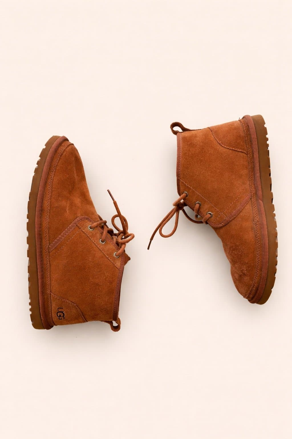 UGG Neumel Chukka Boots Men’s Size 11 Chestnut Suede Shearling Lined Casual