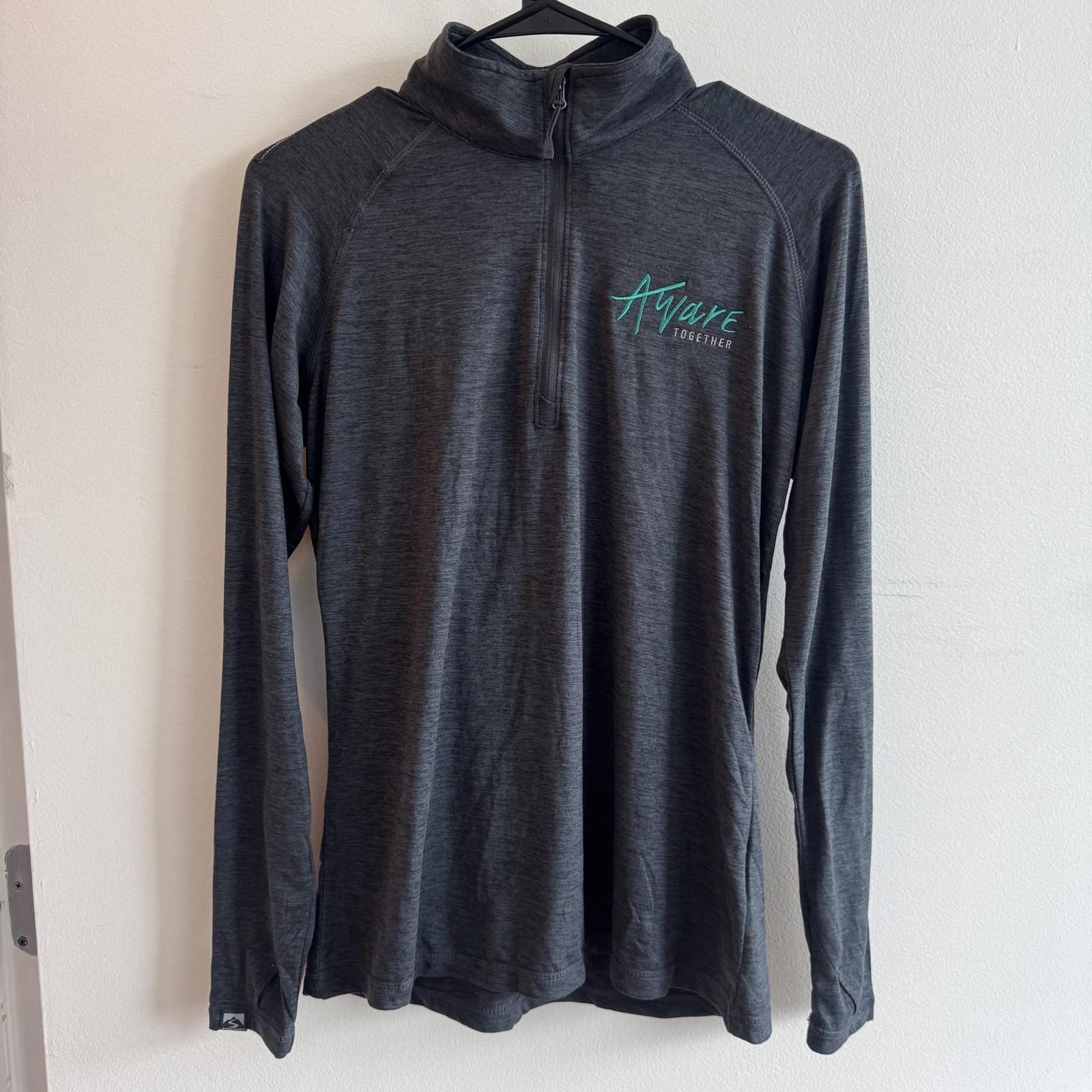 Storm Creek Women's Gray Pacesetter 1/4 Zip Pullover Golf Sweater