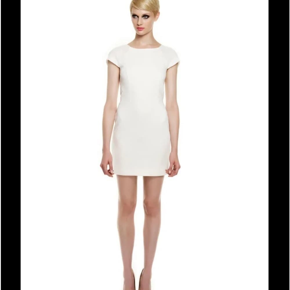 erin by Erin Fetherston Ivory Short Sleeve Dress Size 8