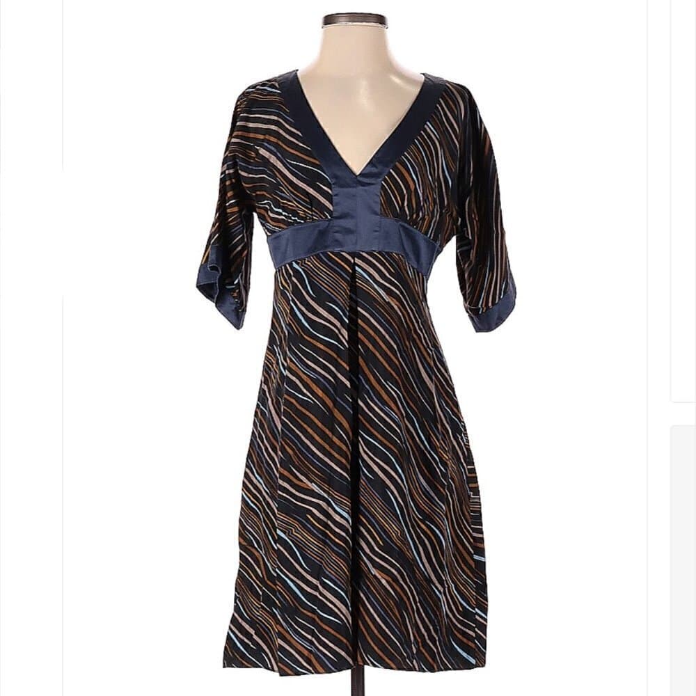 Laundry By Shelli Segal Silk Striped V-Neck Dress Size 4