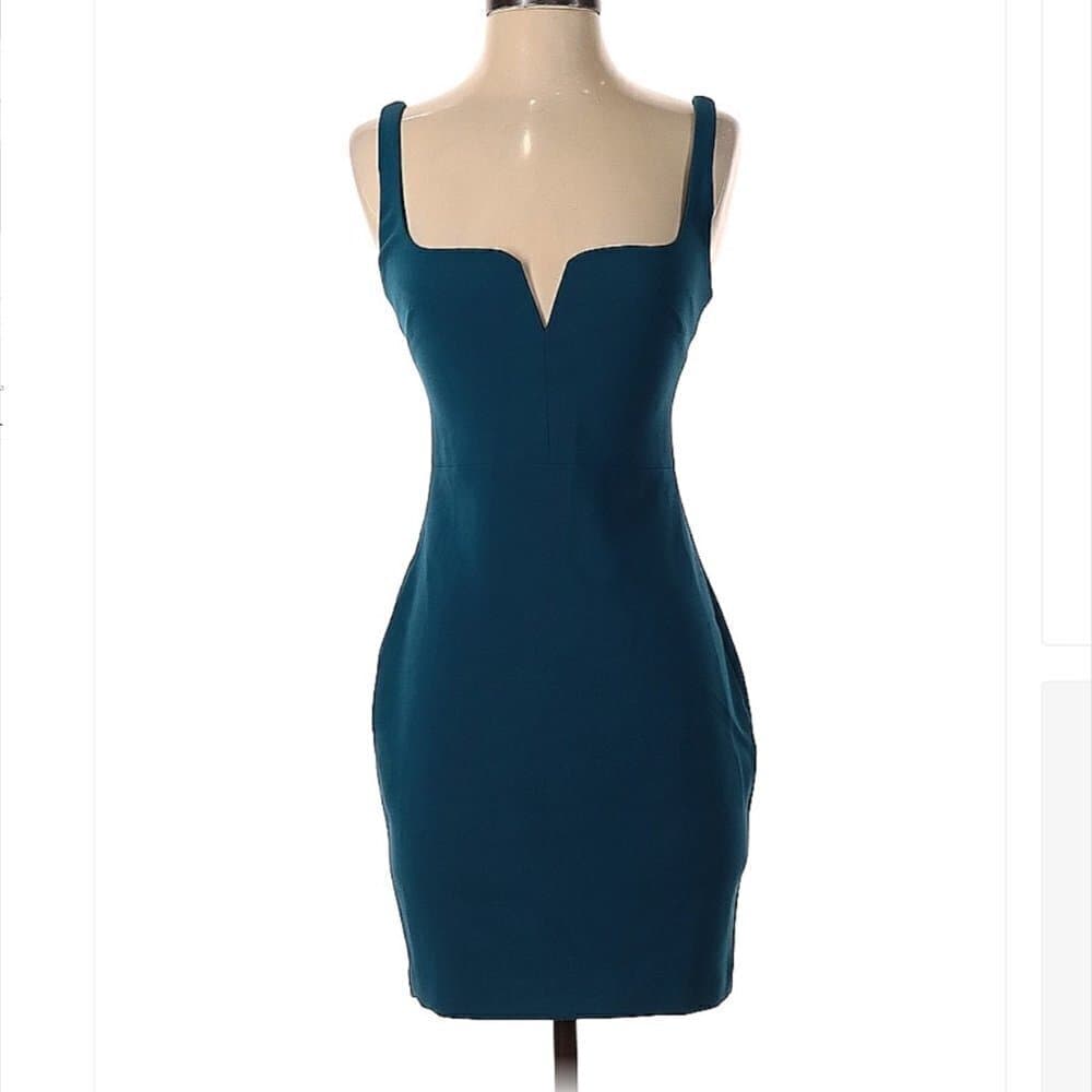 LIKELY SZ 0 CONSTANCE MINI DRESS Blue Sleeveless Sexy FESTIVAL PARTY