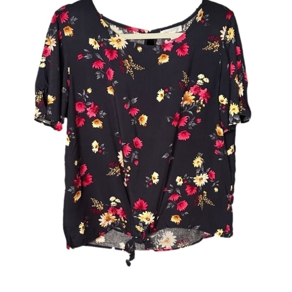 SOCIALITE Medium Flutter Sleeve Navy Floral Print Front Tie Blouse