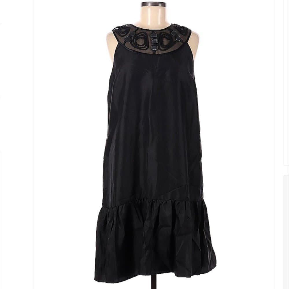Ellen tracy black silk sleeveless jeweled dress size 8