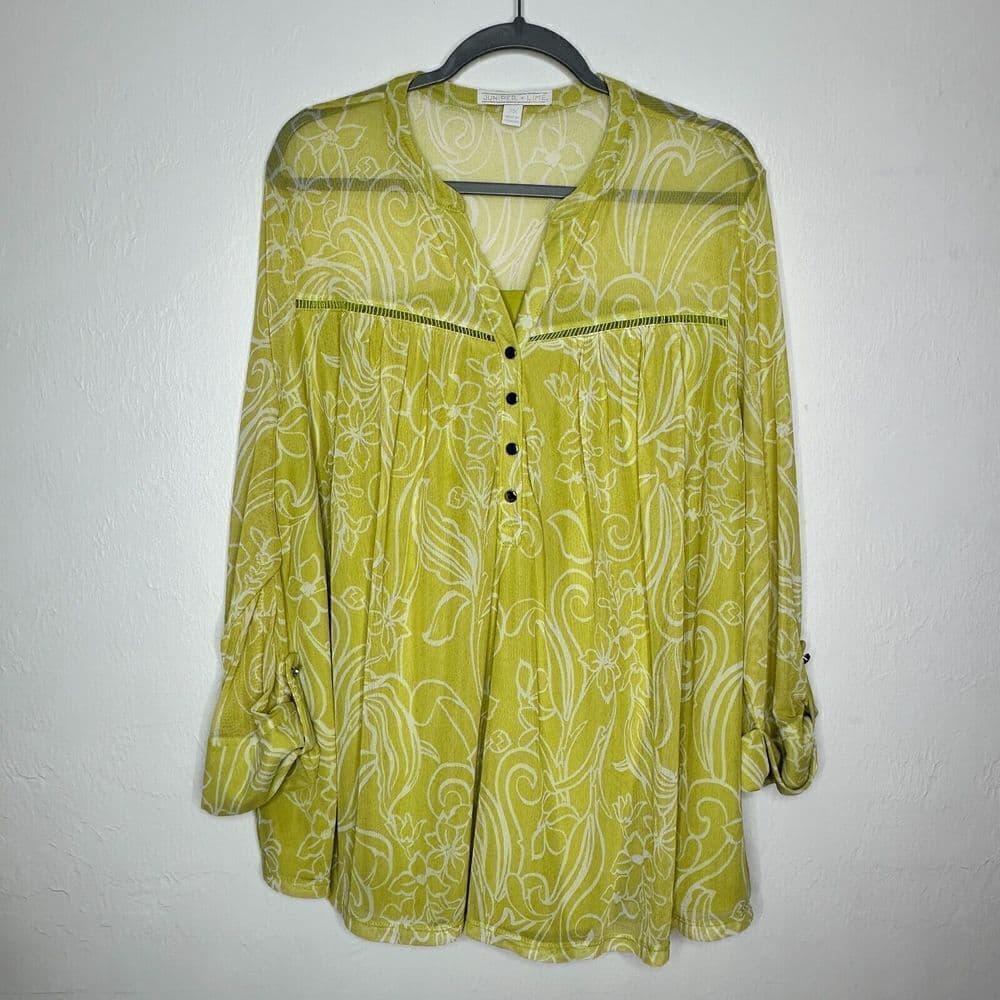 Juniper & Lime Womans Lined Sheer Tab Sleeve 1/4 button Top Plus Size 3X Yellow