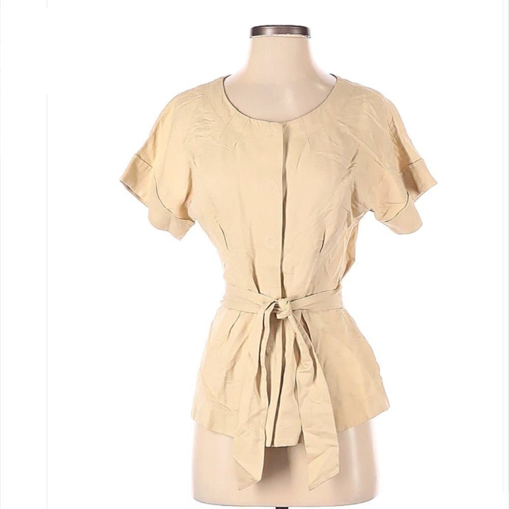 WHITE House Black Market Short Sleeve Cream Tan Khaki Shirt Jacket Size 0