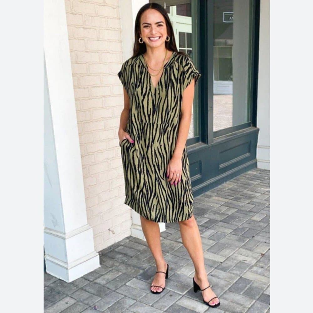 THML Size S Bom Bom Zebra Print Shift Dress Animal Date Night Party Summer