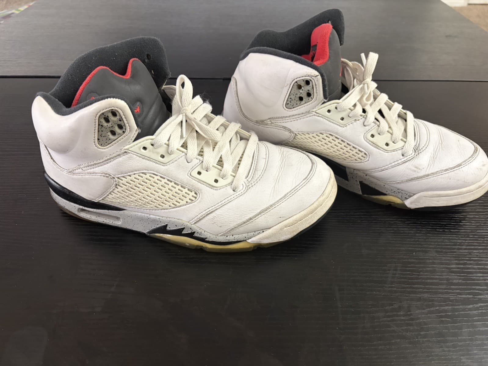 Jordan Air Jordan 5 Retro Fire Red White/Red/Black High Top Sneakers DA1911-102