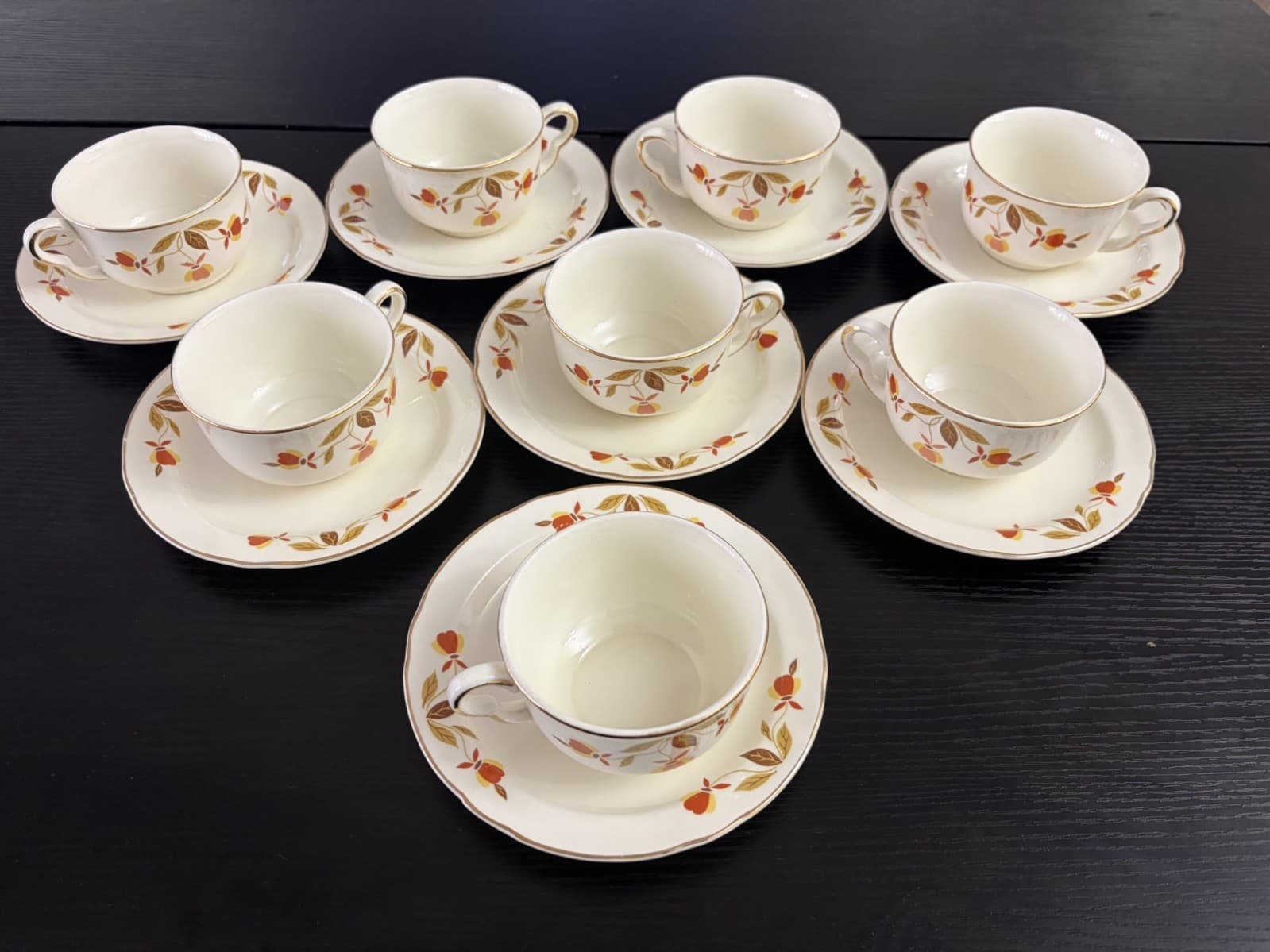 Set of 8 Vintage Hall Jewel Tea Autumn Leaf Cups & Saucers Mary Dunbar