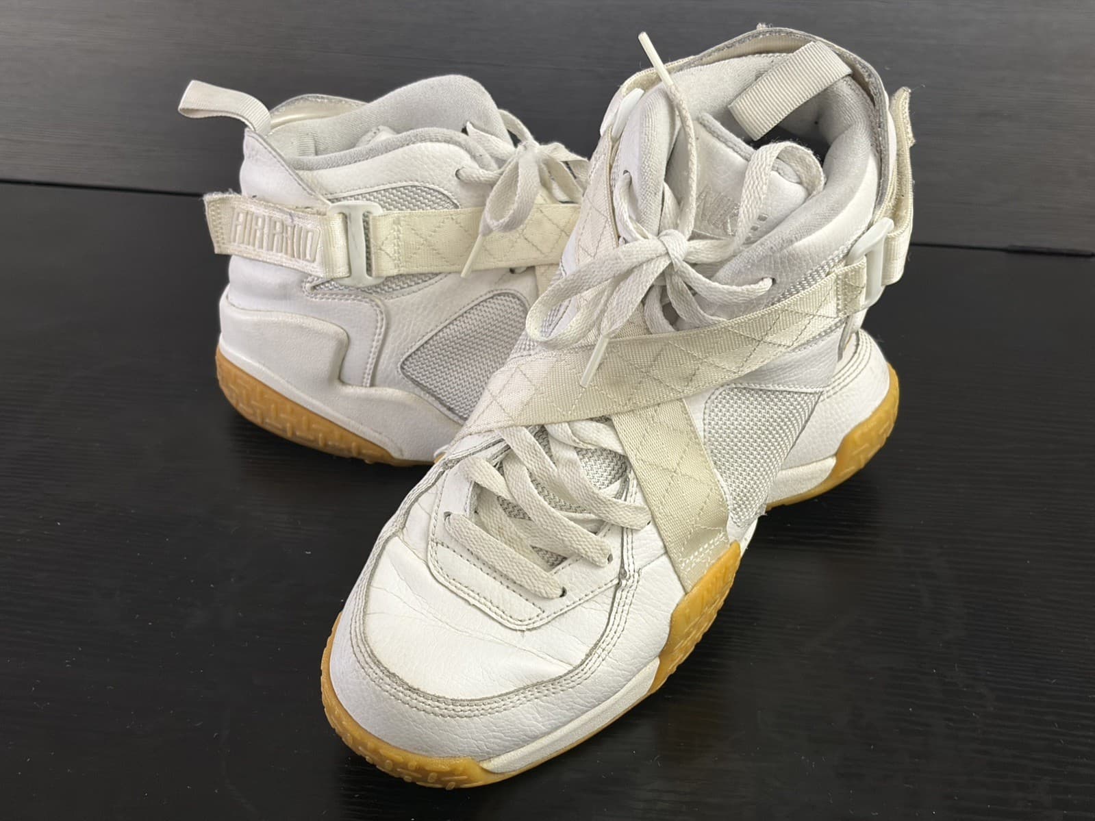 Nike Air Raid White Gum Light Brown Mens Size 10.5 DJ5974-100 Sneaker Shoes