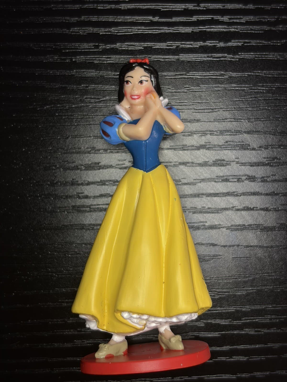 DISNEY SNOW WHITE PRINCESS PVC FIGURE CAKE TOPPER