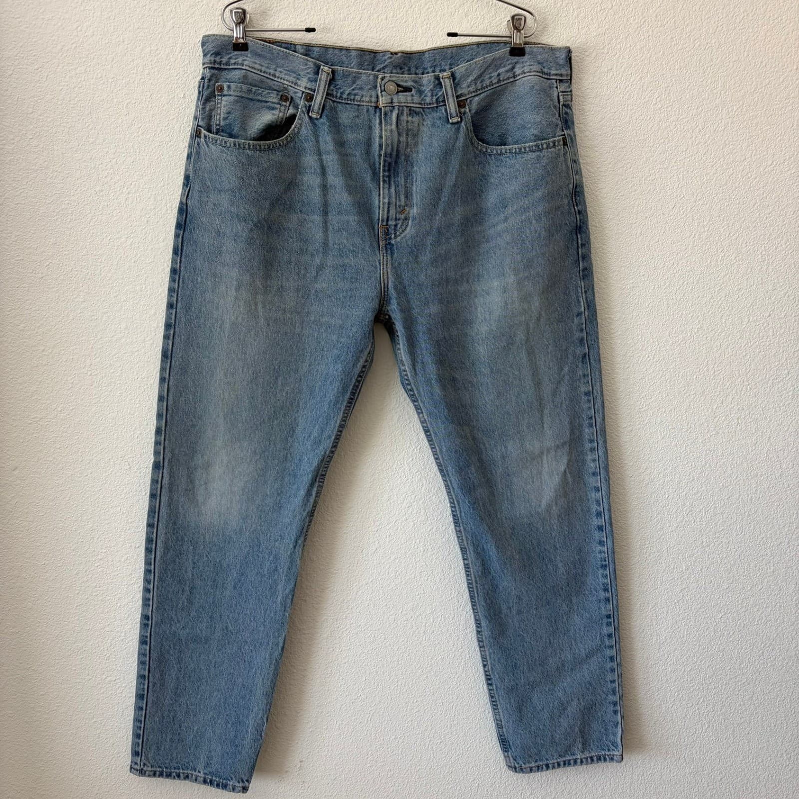 Levi's 502 Regular Taper Jeans Mens 36x30 Light Wash Blue Denim