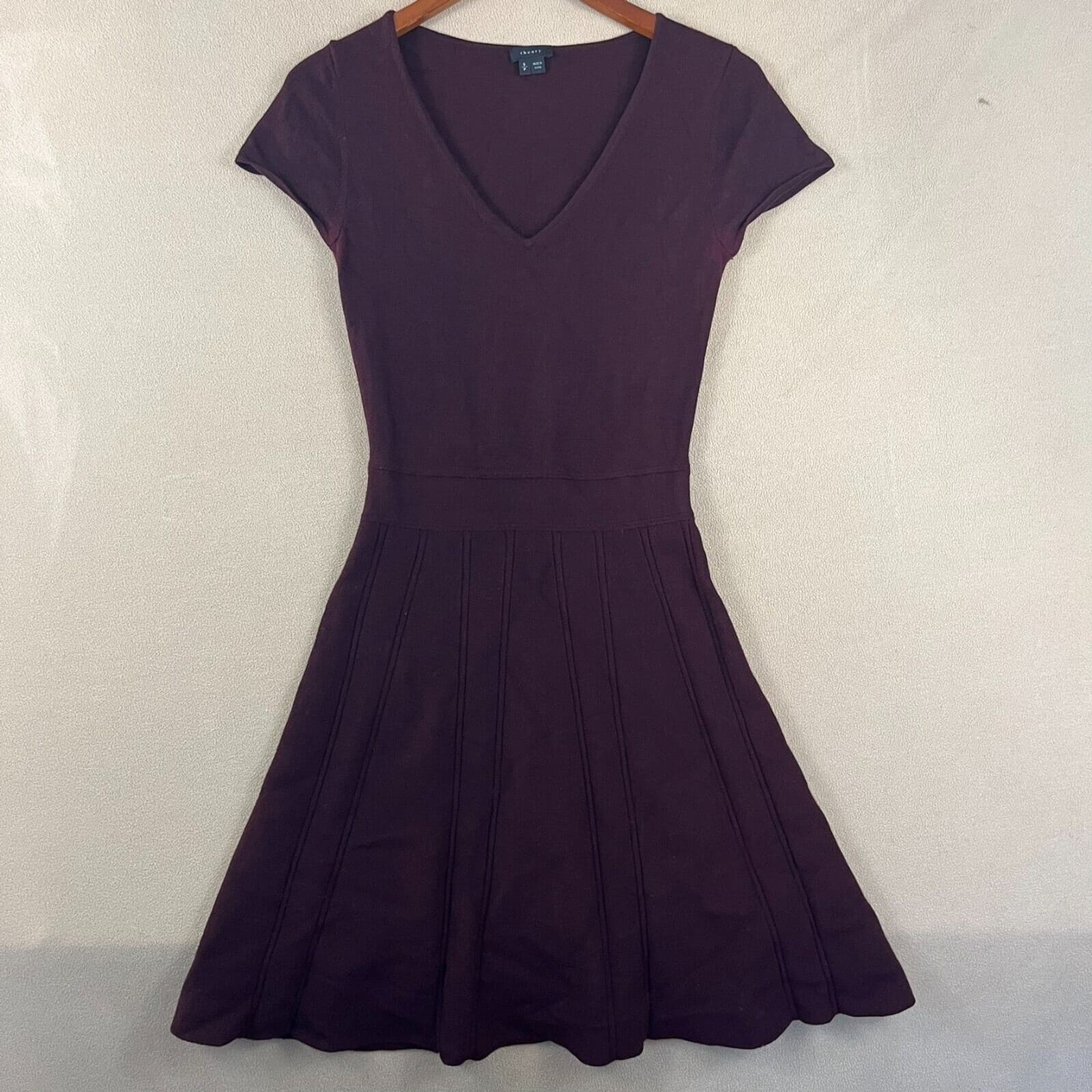 Theory Women's Dress Small Petite Purple Wool Pleated V-Neck Short Sleeve Flare