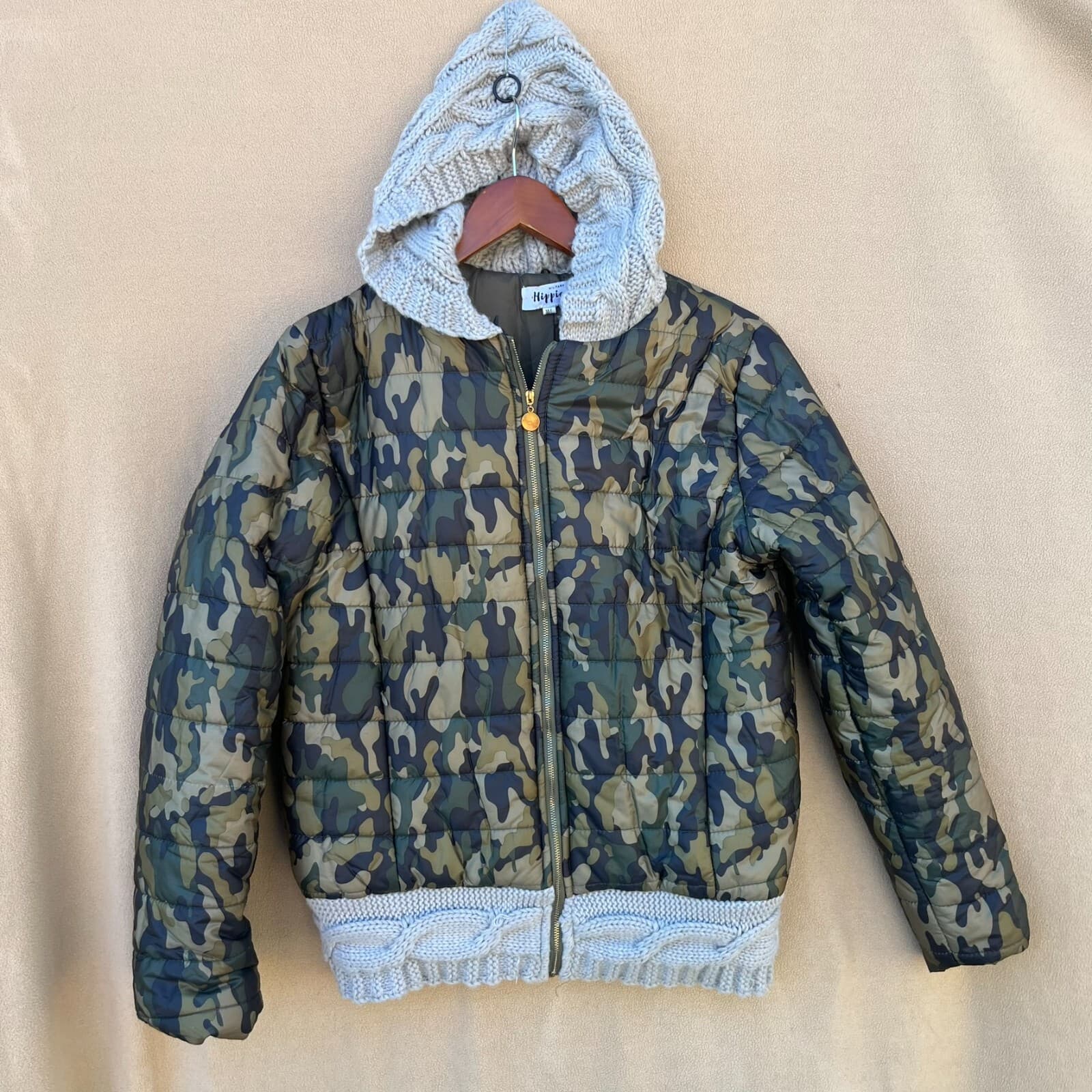 Camoflauge Military Hippie Women’s Camo Puffer Jacket Cable Knit Hooded Sz M/L