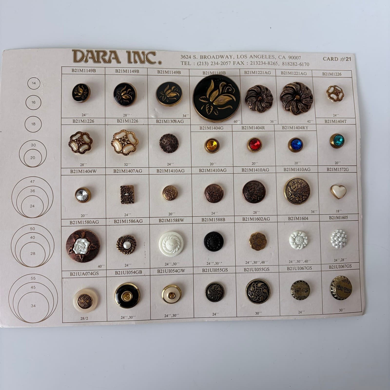 Vintage Button Sample Card #21 DARA Inc. Ornate 35 Styles & Sizes 1980s Sewing