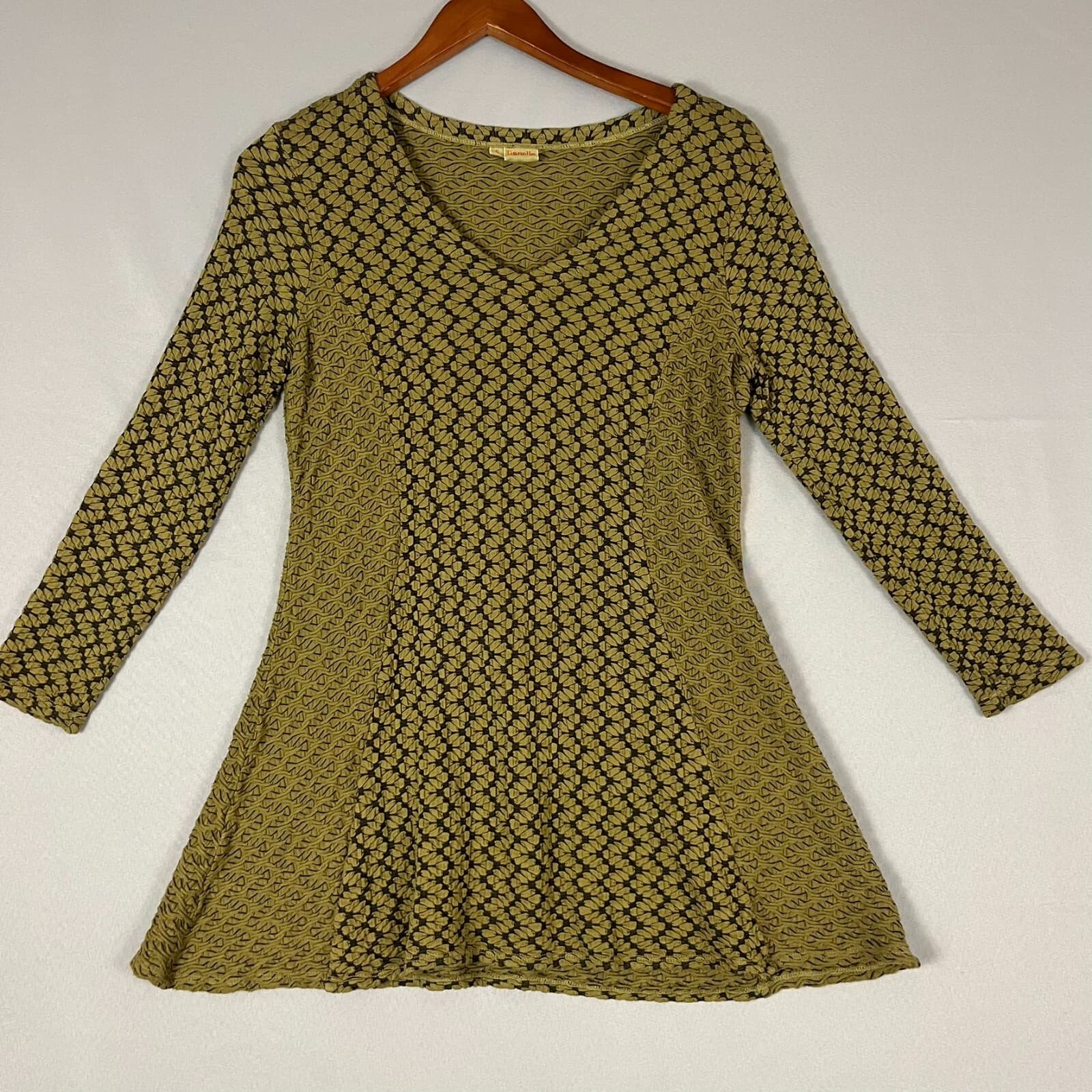 Tianello Tunic Tunic Shirt Women's S Sage Green Python Textured Stretch V-Neck