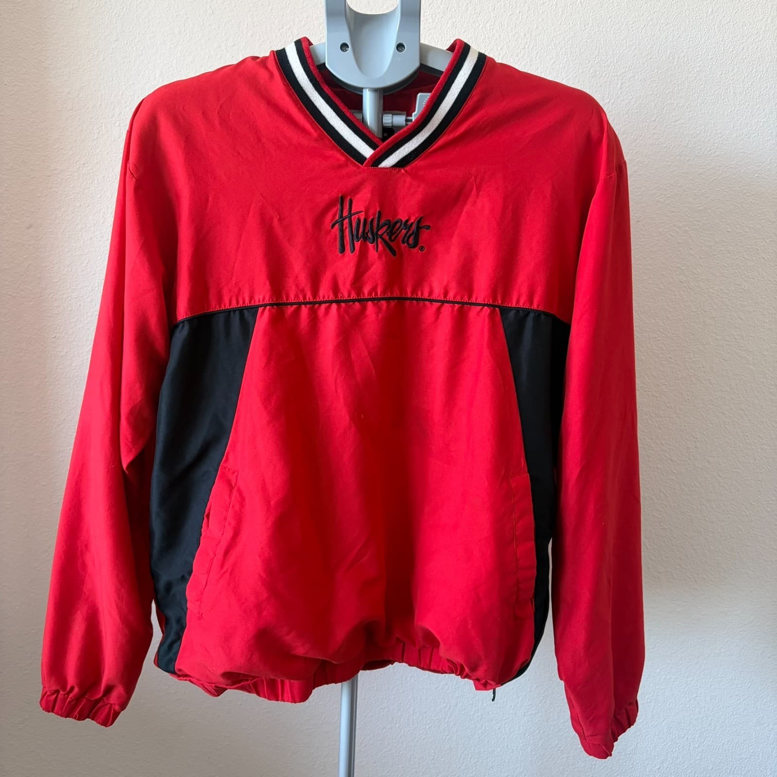 Nebraska Huskers Jacket SM Red Black Pullover V-Neck Embroidered Logo 58 Sports