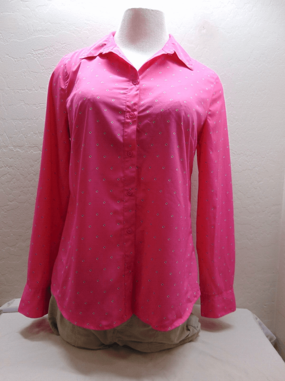 Merona Button Blouse Shirt Relaxed Fit Shrink Resistant Pink W/ Dots - Size XL