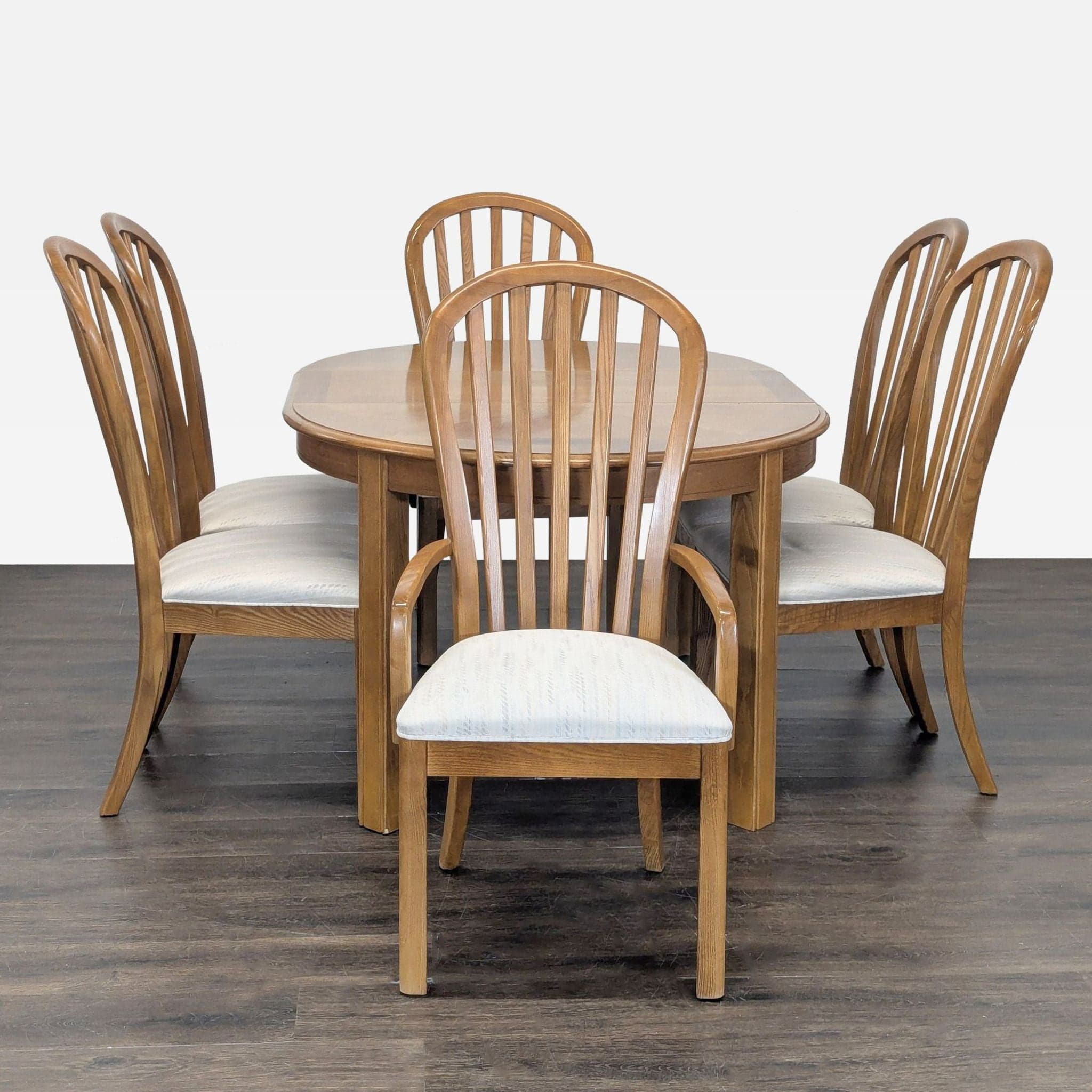 Stanley Furniture 7-Piece Dining Set with Oval Table and Upholstered Chairs