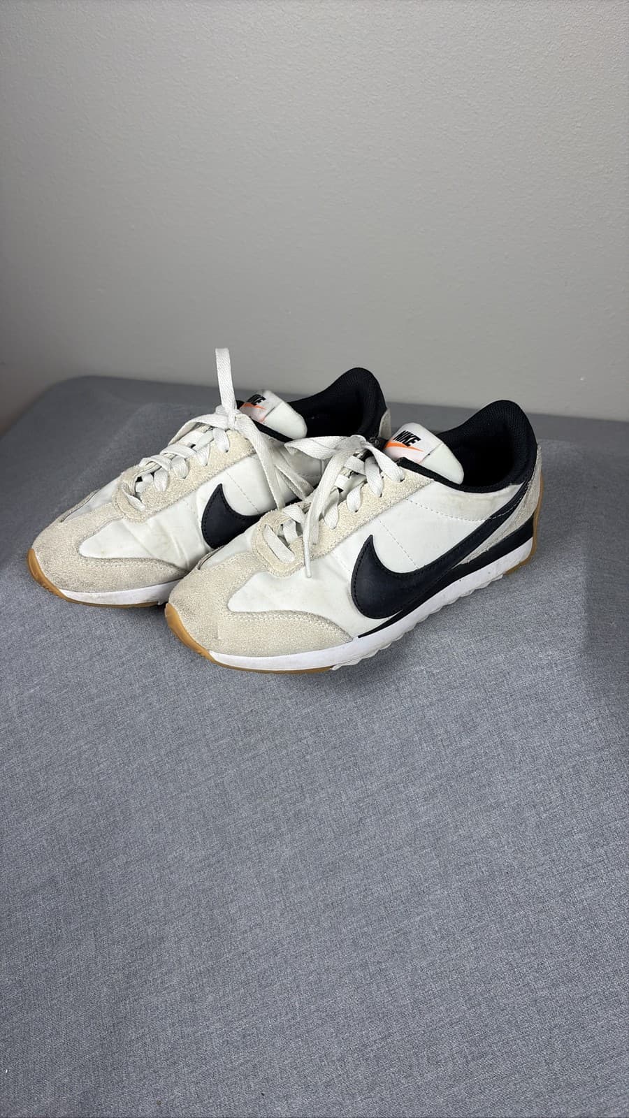 Nike Pacific Womens White Black Platinum Tint Sneaker Shoes HM4771-105 Size 7