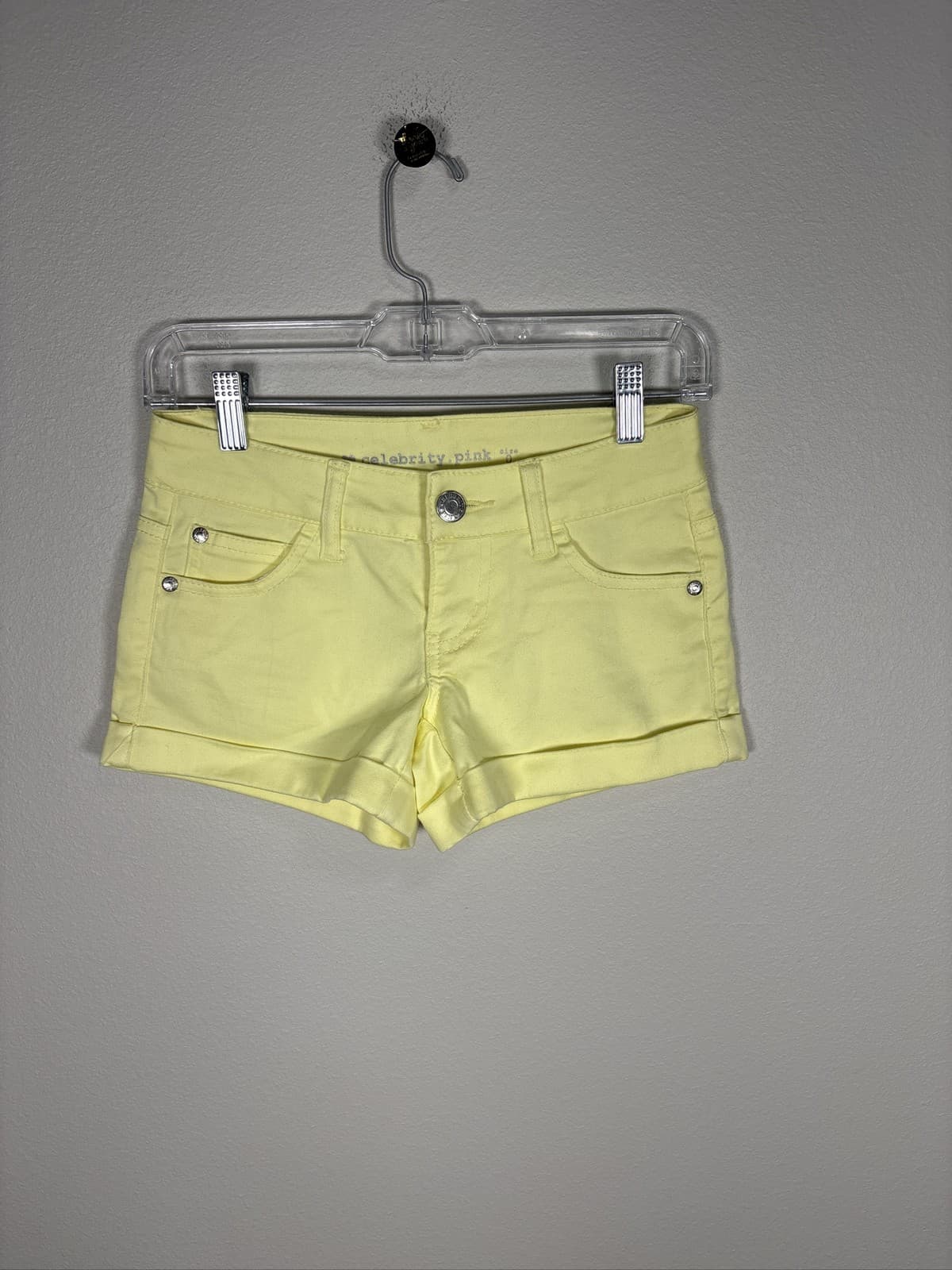 Celebrity Pink Yellow Cuffed Denim Shorts Womens Size 0/24 Stretch