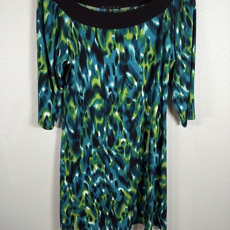 Tiana B. Women's Multicolor Abstract Shift Dress M