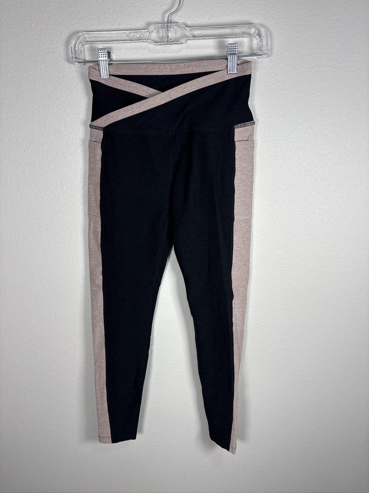 Beyond Yoga Spacedye On Block High Cross Midi Leggings Black Tan S