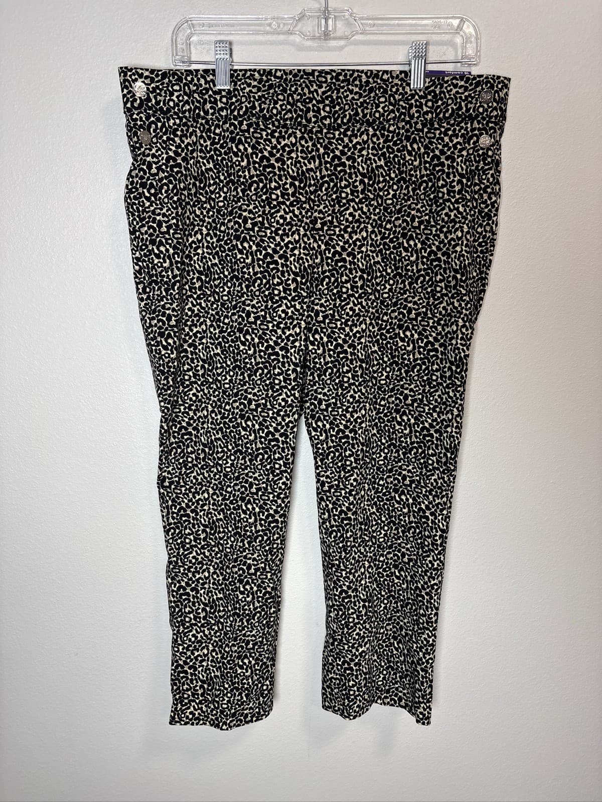 Rafaella Comfort Capri Pants Womens 16 Black White Leopard Animal Print