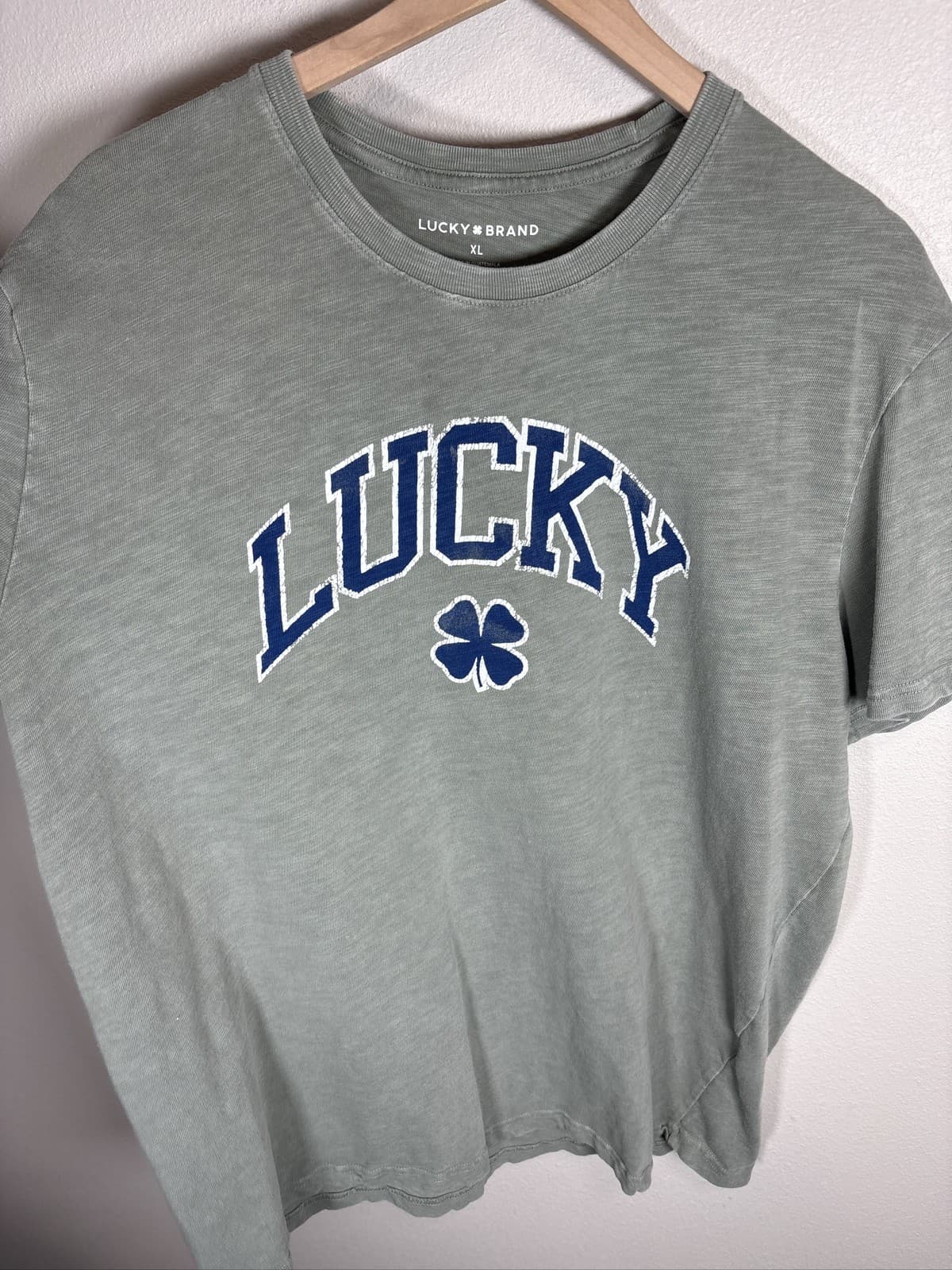 Lucky Brand Men Short Sleeve Green Gray Shamrock Clover Graphic T-Shirt