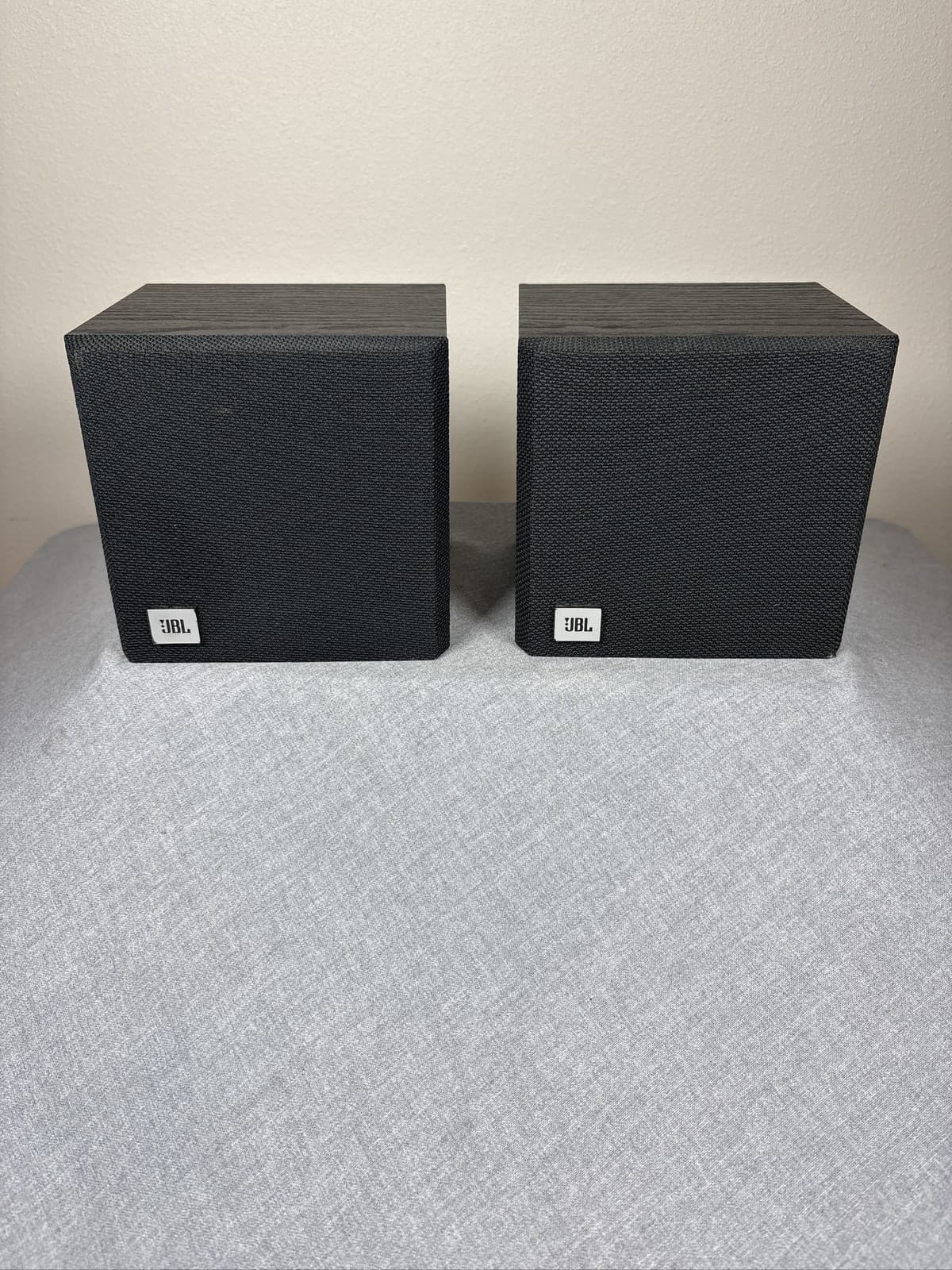 Pair JBL G Movies Surround Speakers Wall Mountable Home Theater Black