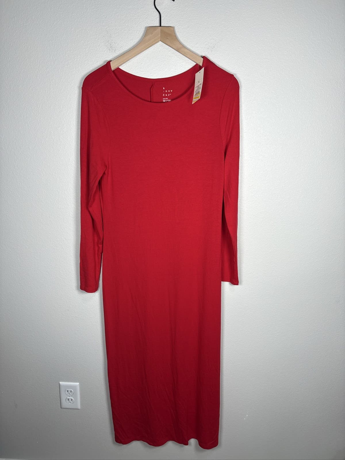 A New Day Women Red Long Sleeve Knit Midi Dress Round Neck Body Forming Medium