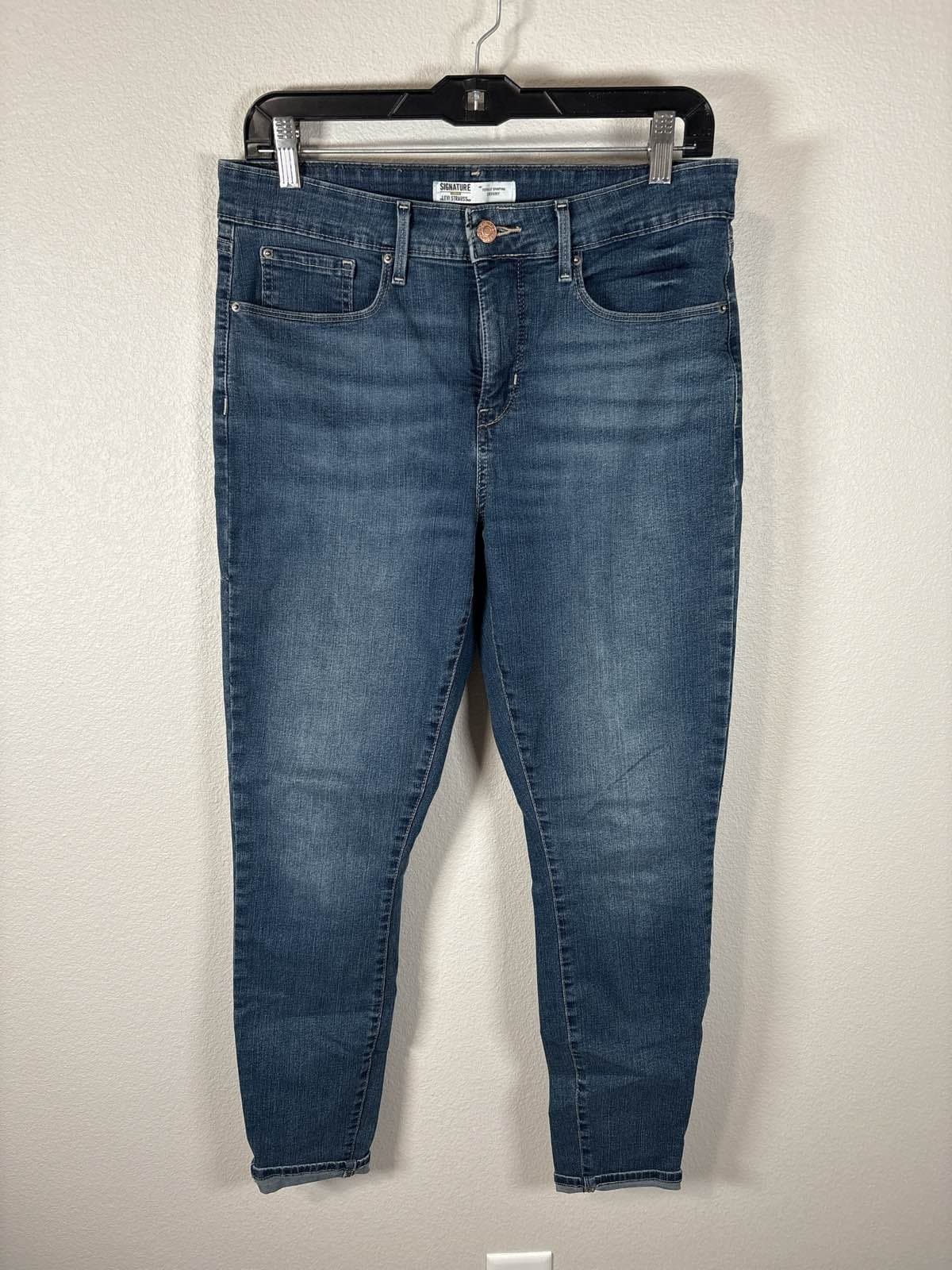 Signature Levi Strauss Gold Totally Shaping Skinny Jeans Women's 12