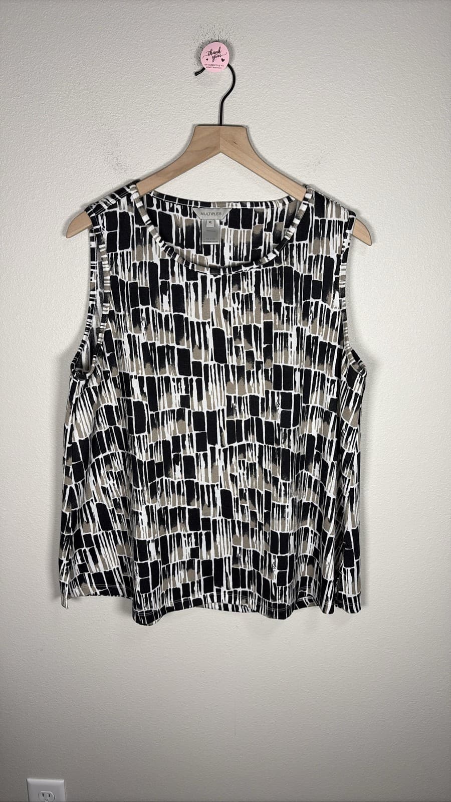 Multiples Women's Sleeveless Tank Top Size XL Black White Abstract Geo
