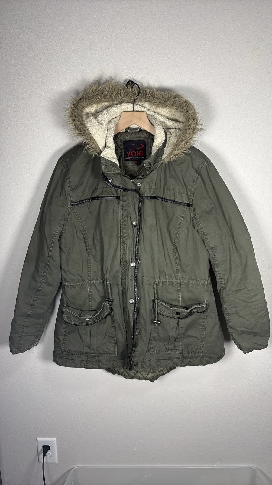 Yoki Womens Olive Green Utility Parka Coat Faux Fur Hood Sherpa Lined 1XL