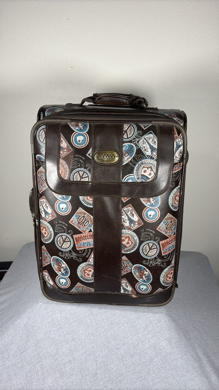 XOXO Leather Travel Print Brown Rolling Suitcase Carry On Luggage Bag