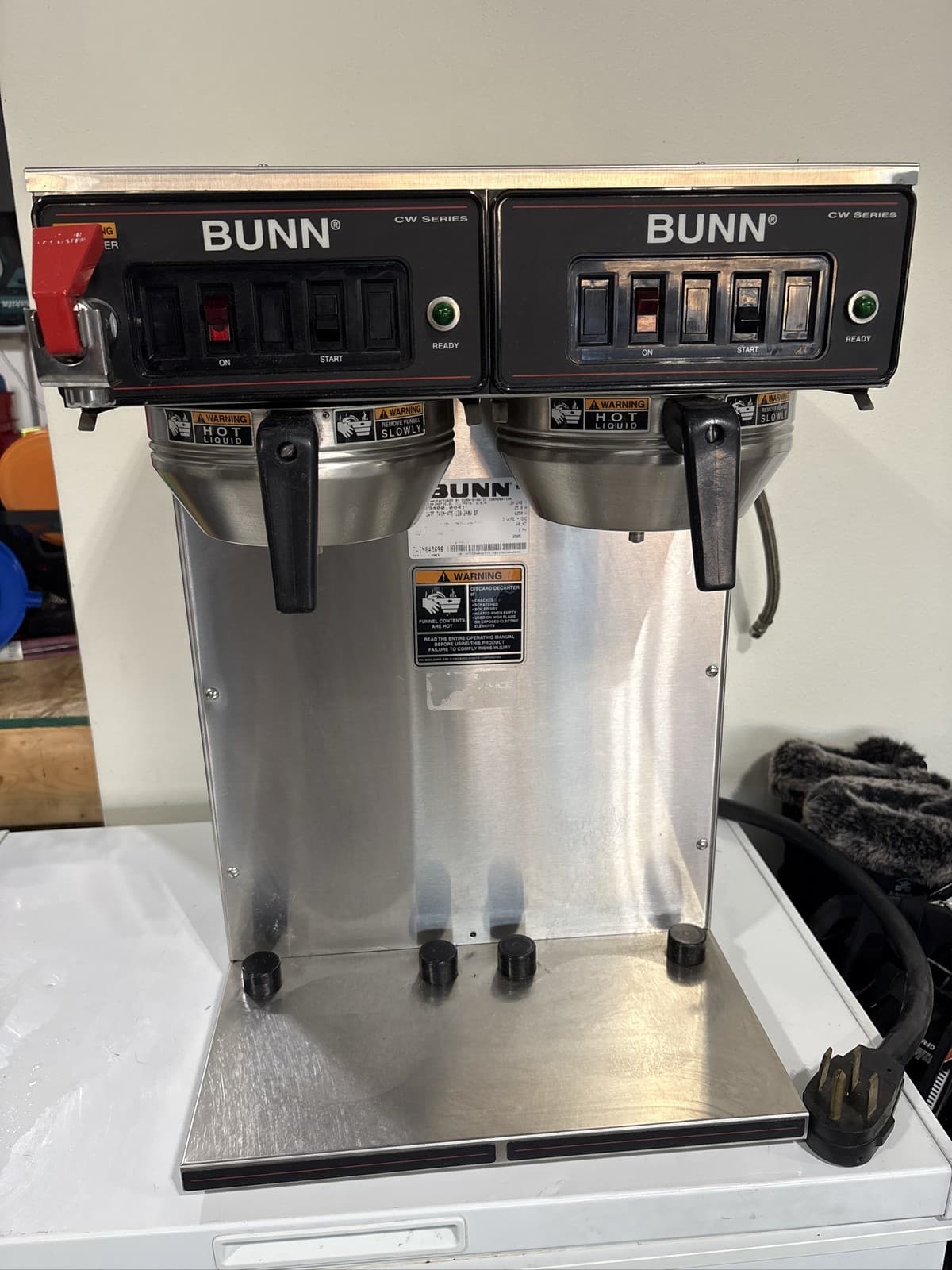 BUNN CWTF Twin-APS Commercial Coffee Brewer 120/240V Automatic