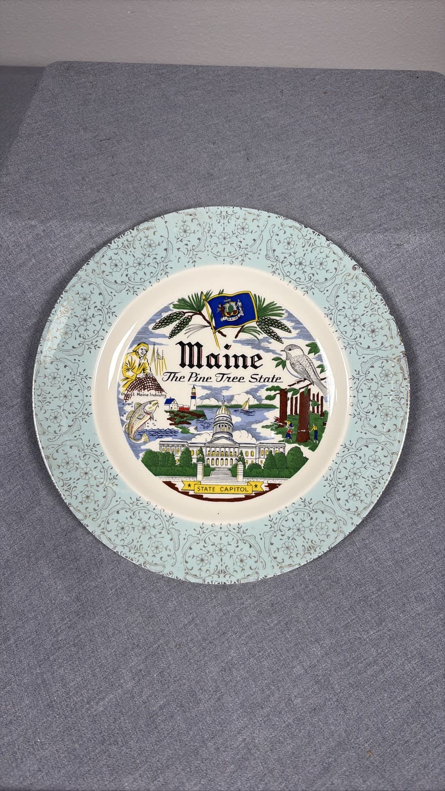 Vintage Maine State Souvenir Decorative Collector Plate The Pine Tree State