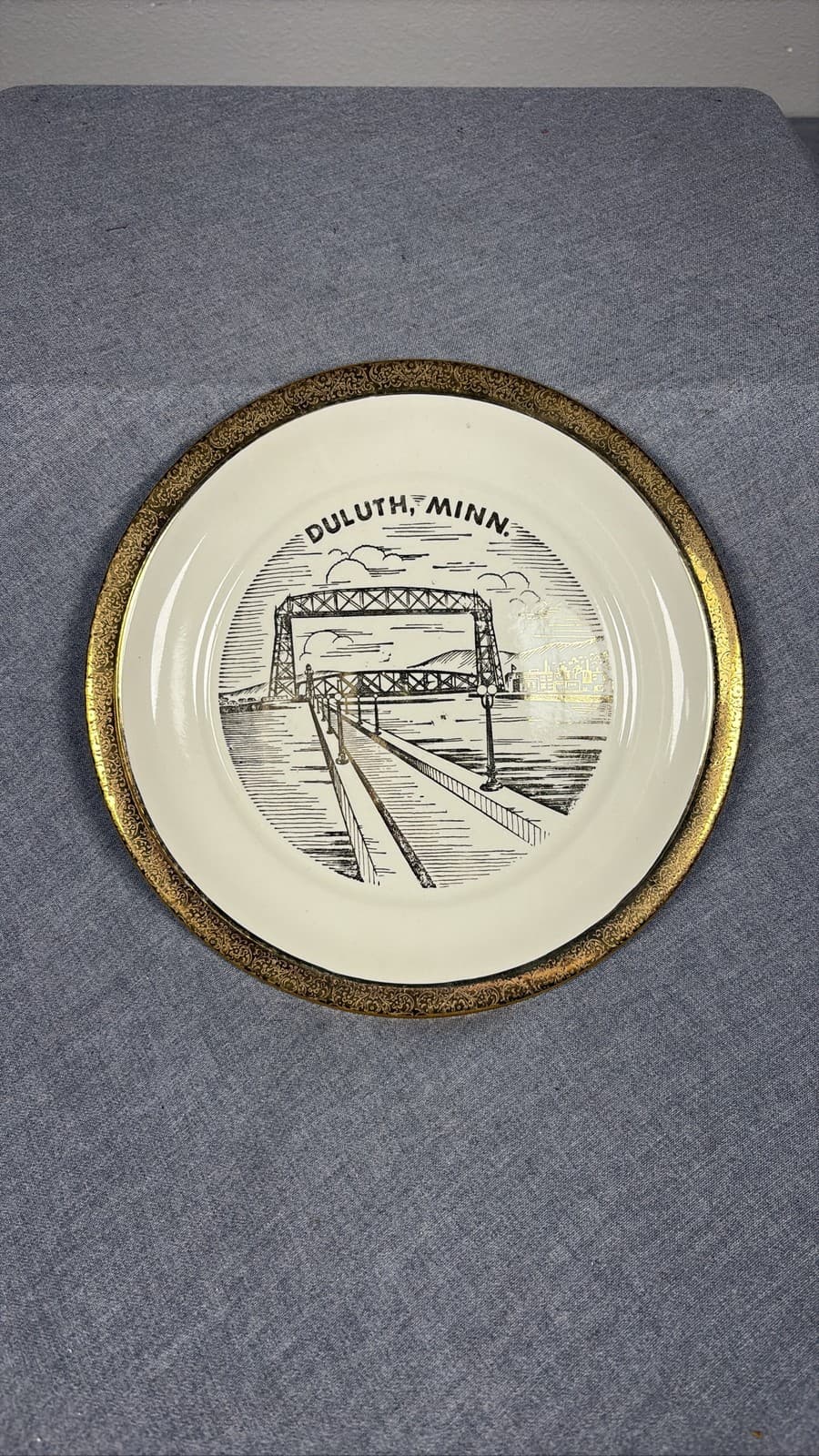 Vintage Duluth Minnesota Aerial Lift Bridge Souvenir Plate Gold Trim