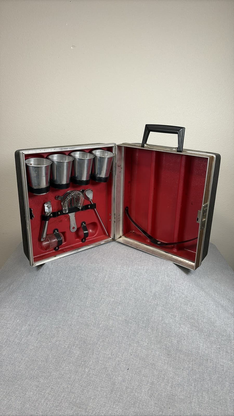 Vintage Mid-Century Travel Bar Kit Portable Case Cups