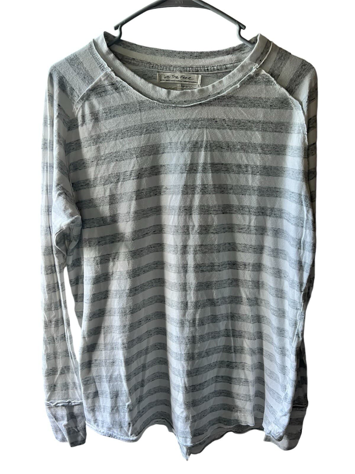 WE The Free- Size Xs Long Sleeve Striped bohemian Boho Crew Neck gray & white