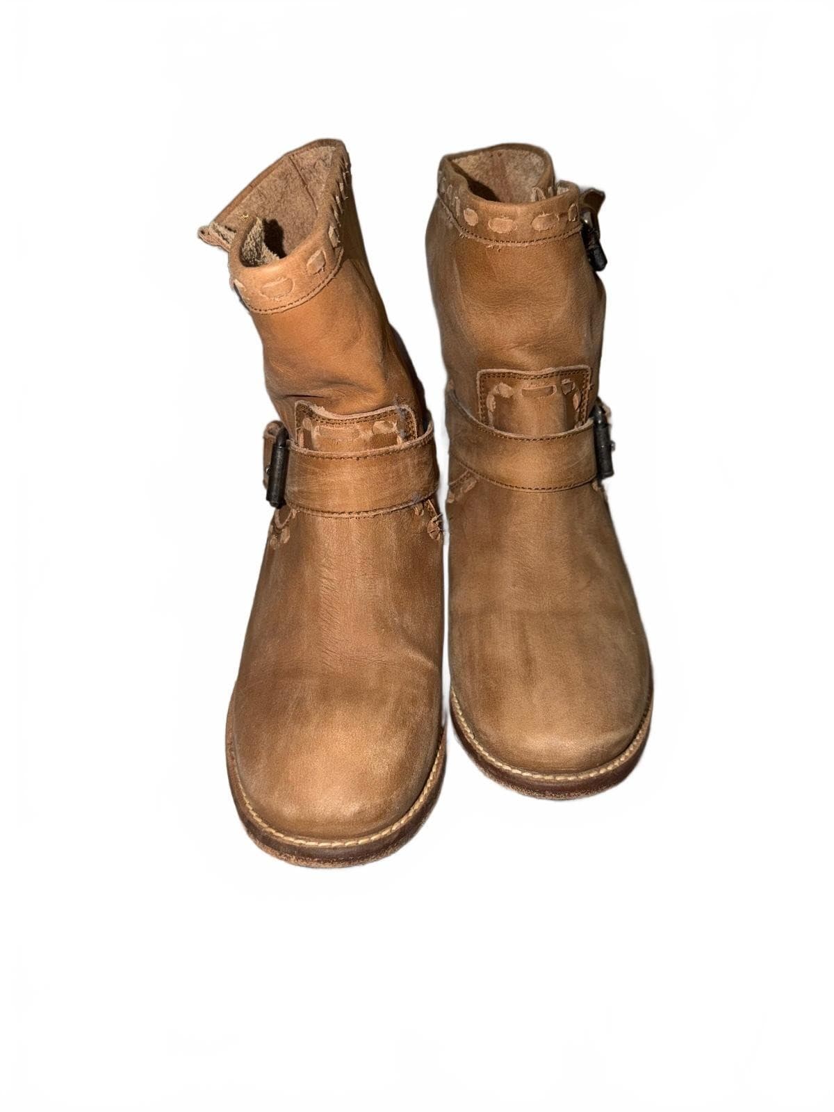 Musse Cloud Ankle Sz 7 Rounded Toe Stitched Welt Chic