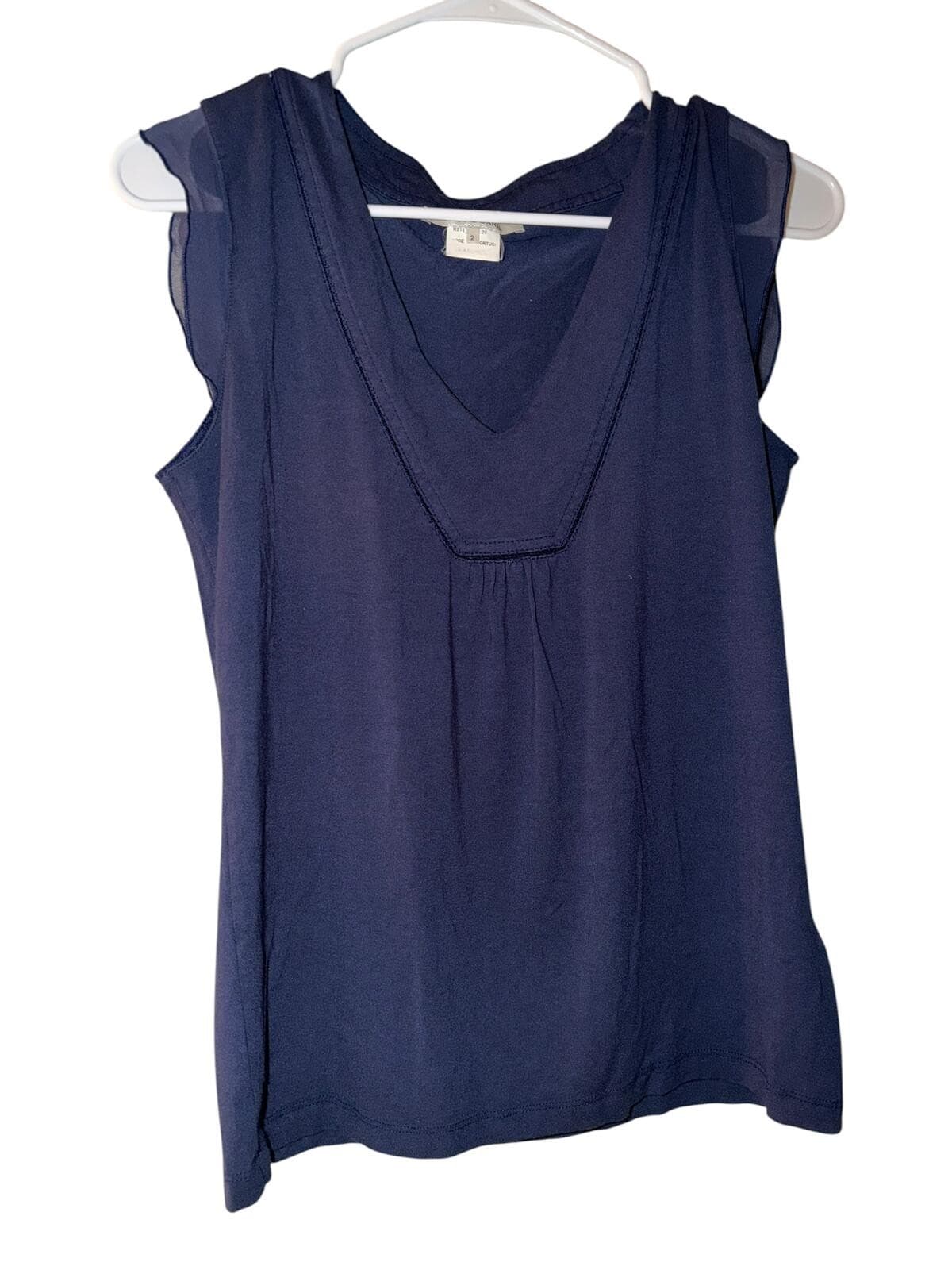 Gerard Darel V-Neck sleeveless Sz 2 Designer Luxury Parisian Chic