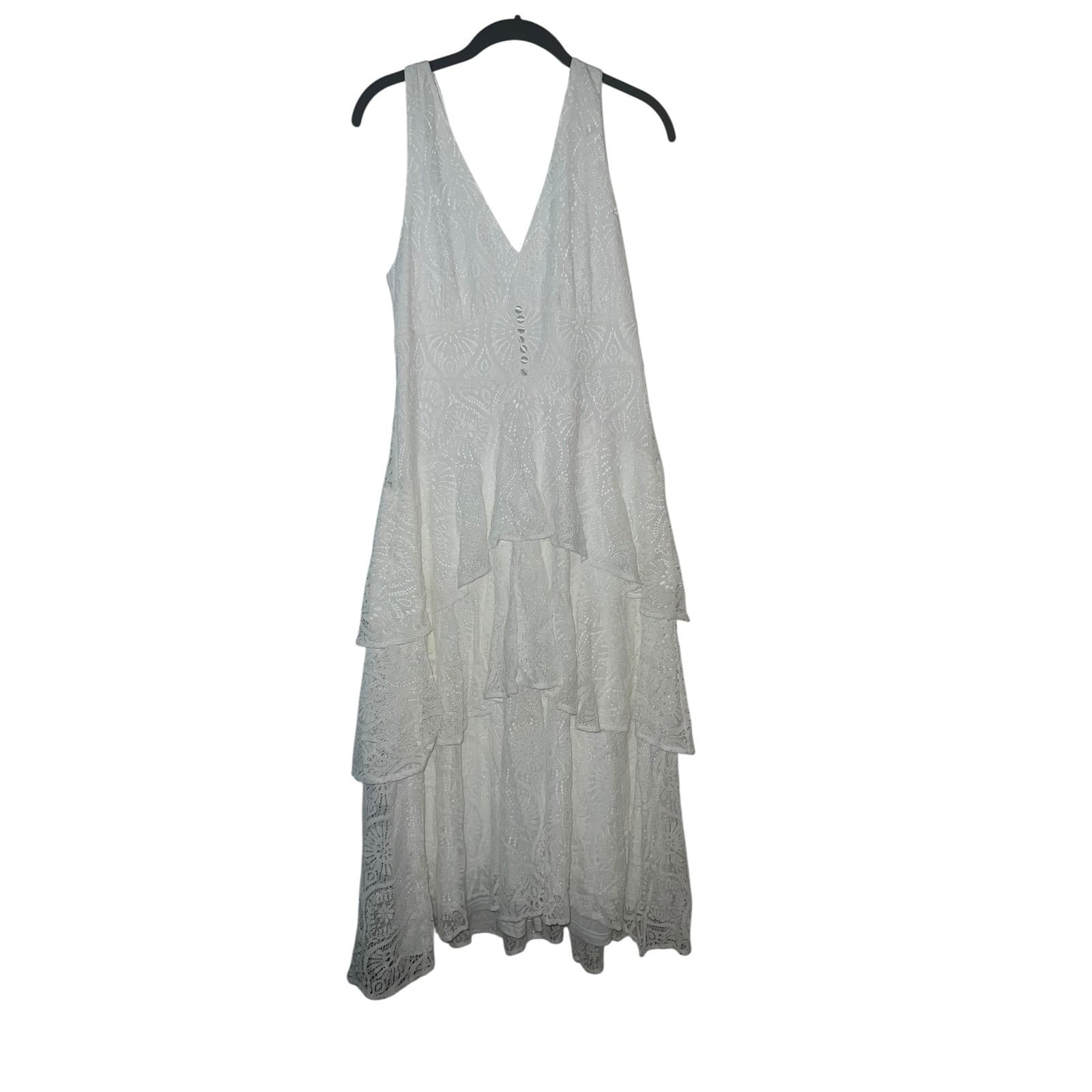 Lulus white plunge dress sz l lace tiered elegant avant garde castal nwt