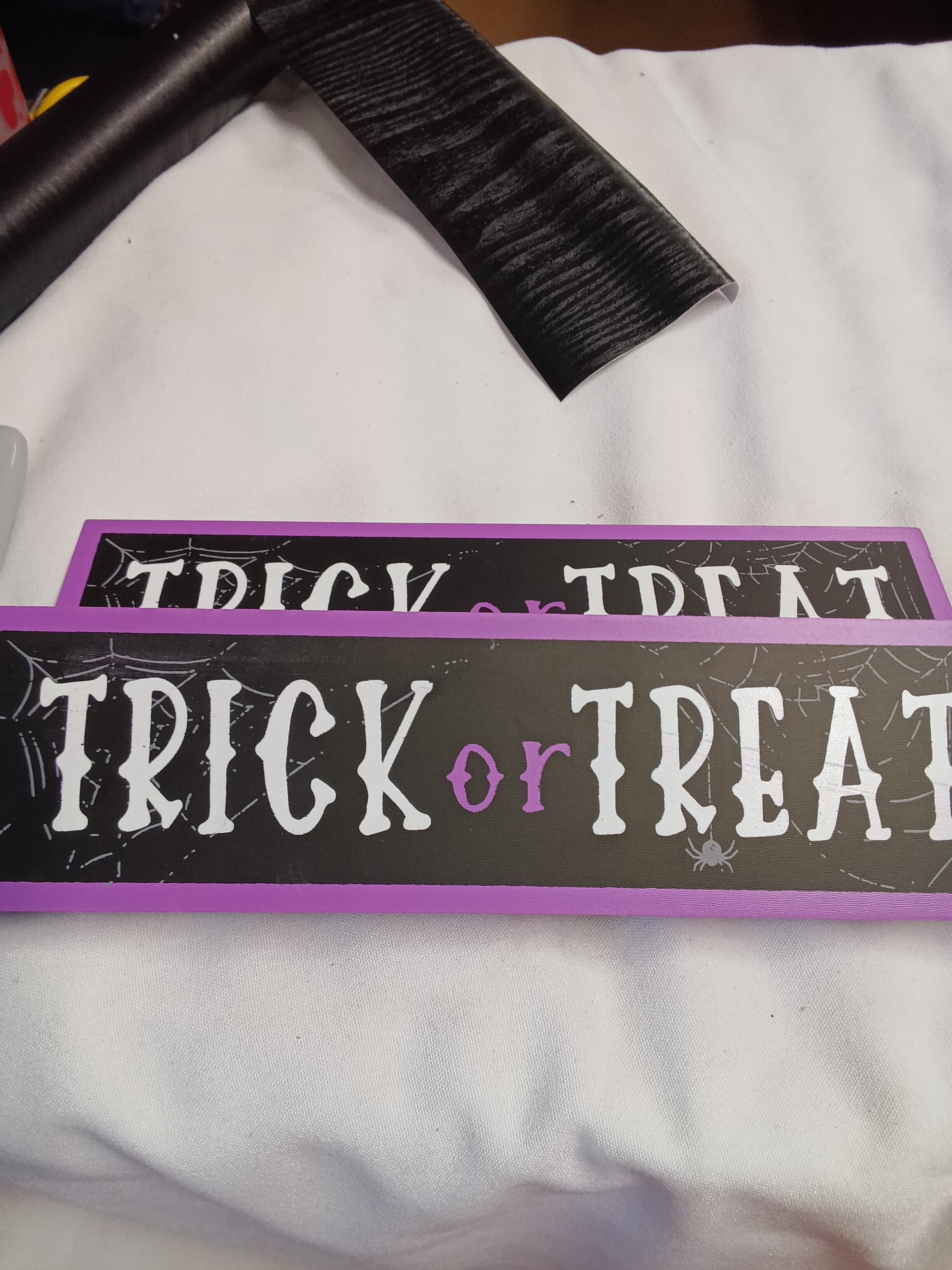 Halloween Trick or Treat Sign Decorative Plaque