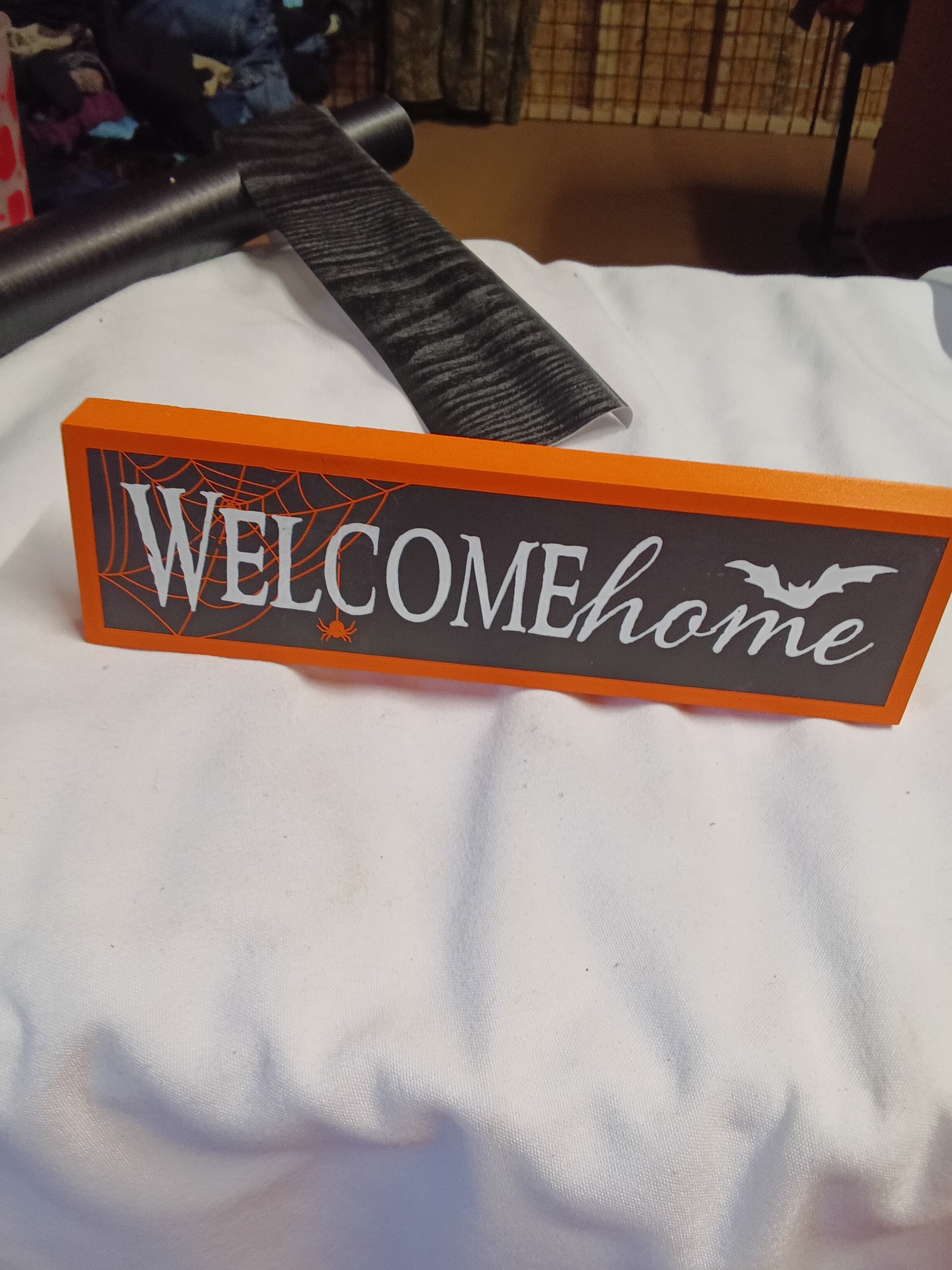 Halloween Welcome Home Decorative Sign