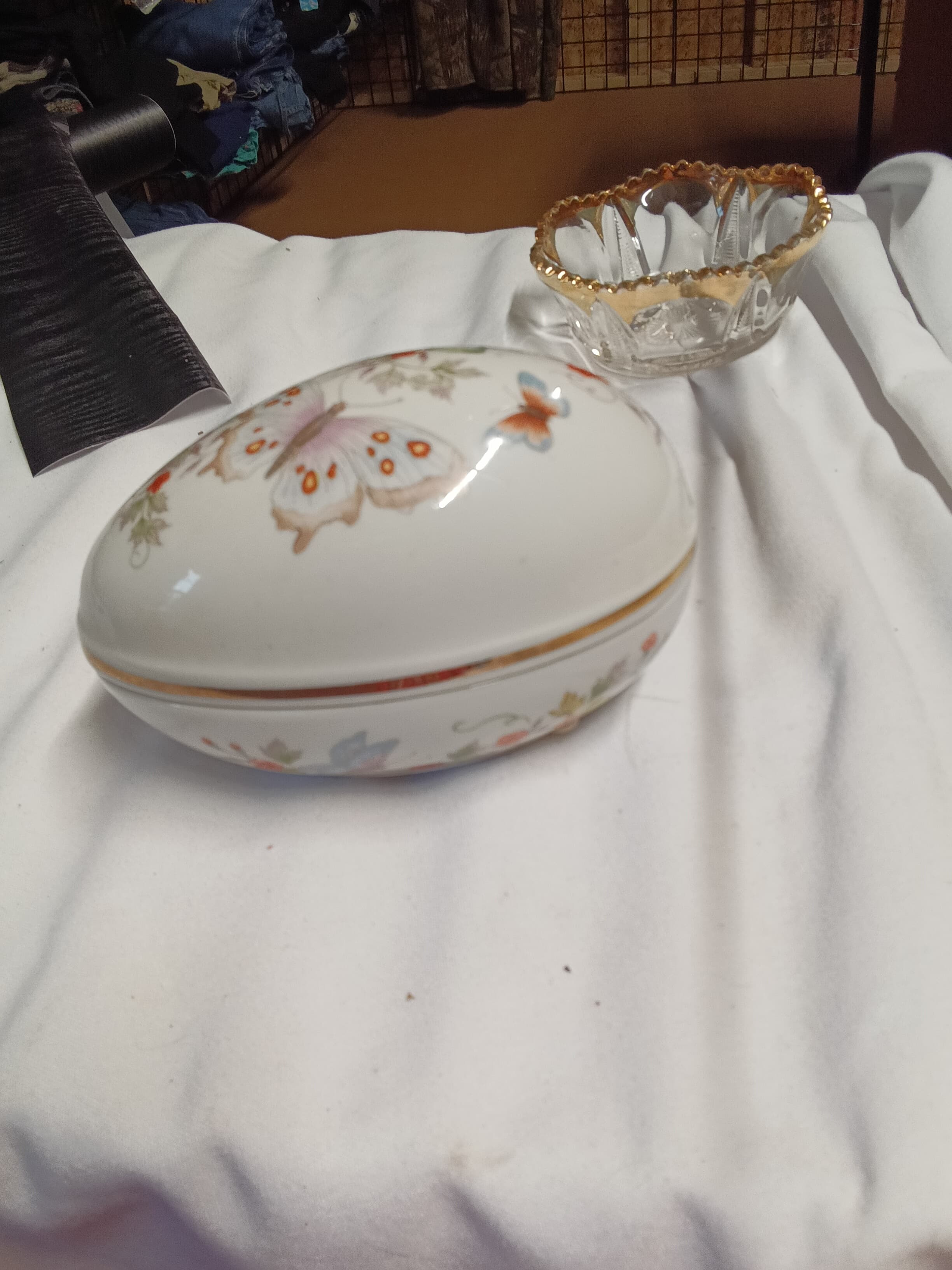 Decorative Porcelain Trinket Box with Butterfly Design