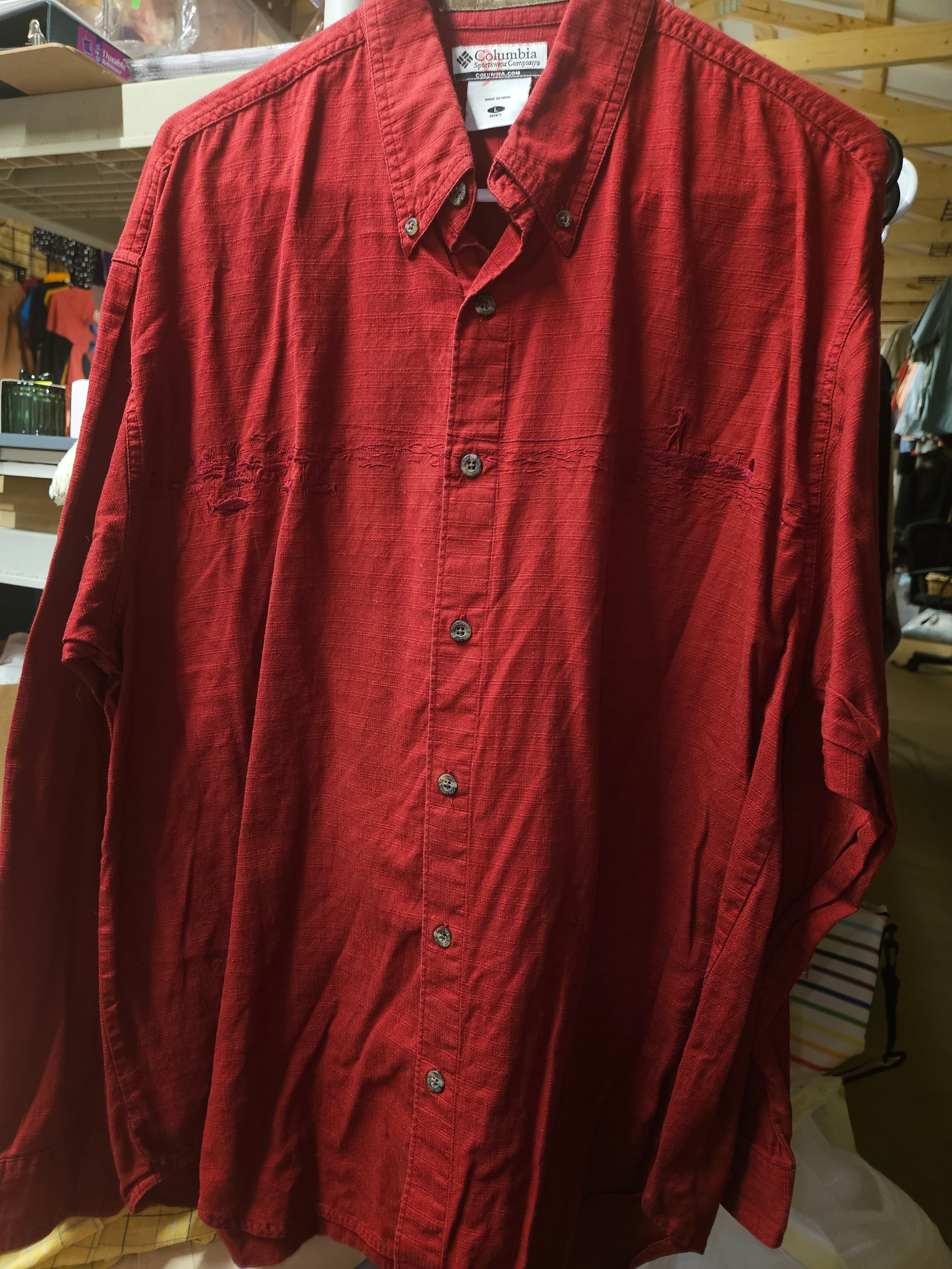 Columbia Men's Red Long Sleeve Button-Up Shirt Size L