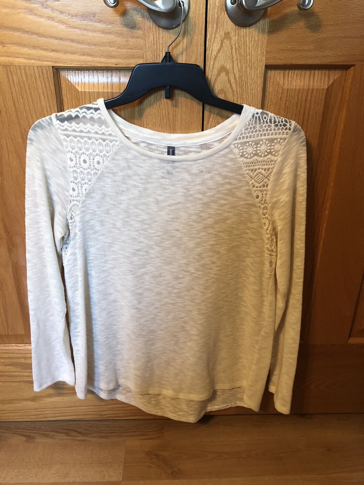 Massini ivory long sleeve women's top size M
