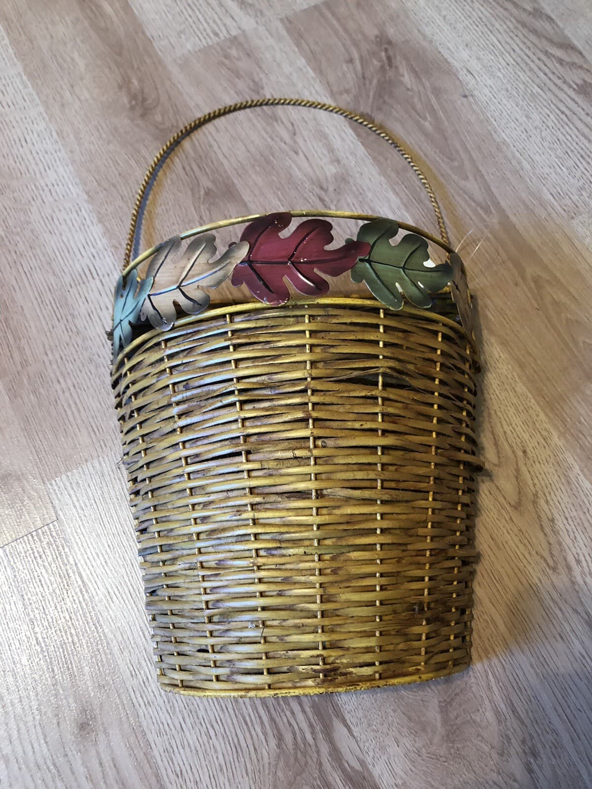 Autumn Inspirations wall hanging basket